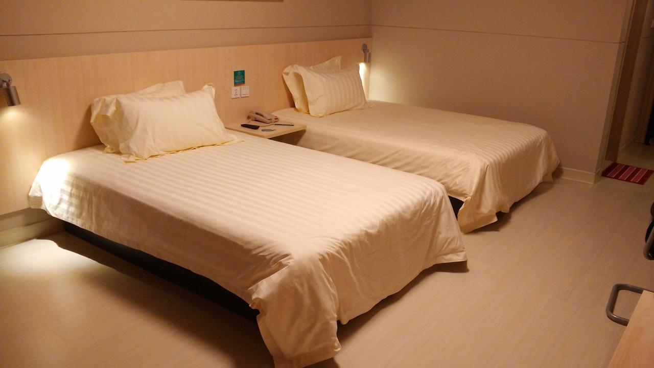 Jinjiang Inn Kunming Changshui Airport Guandu Exteriör bild